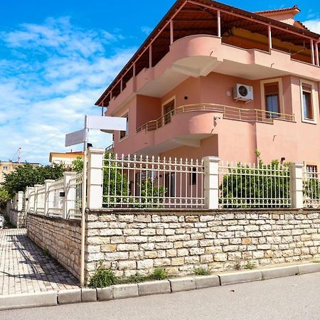 Hotel Vila Maledhi Berat Ngoại thất bức ảnh