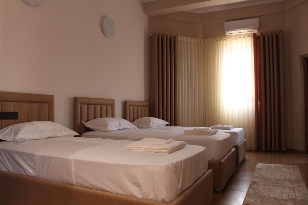 Hotel Vila Maledhi Berat Ngoại thất bức ảnh