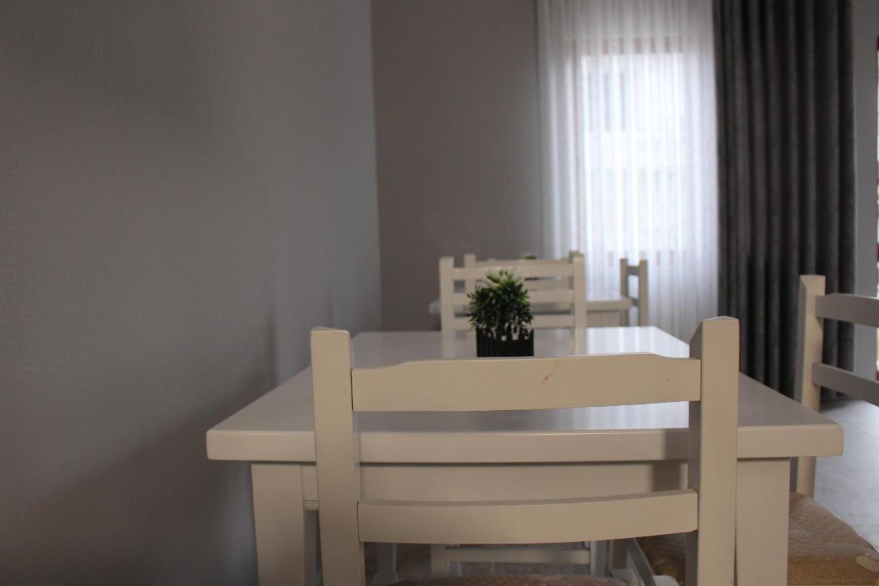 Hotel Vila Maledhi Berat Ngoại thất bức ảnh