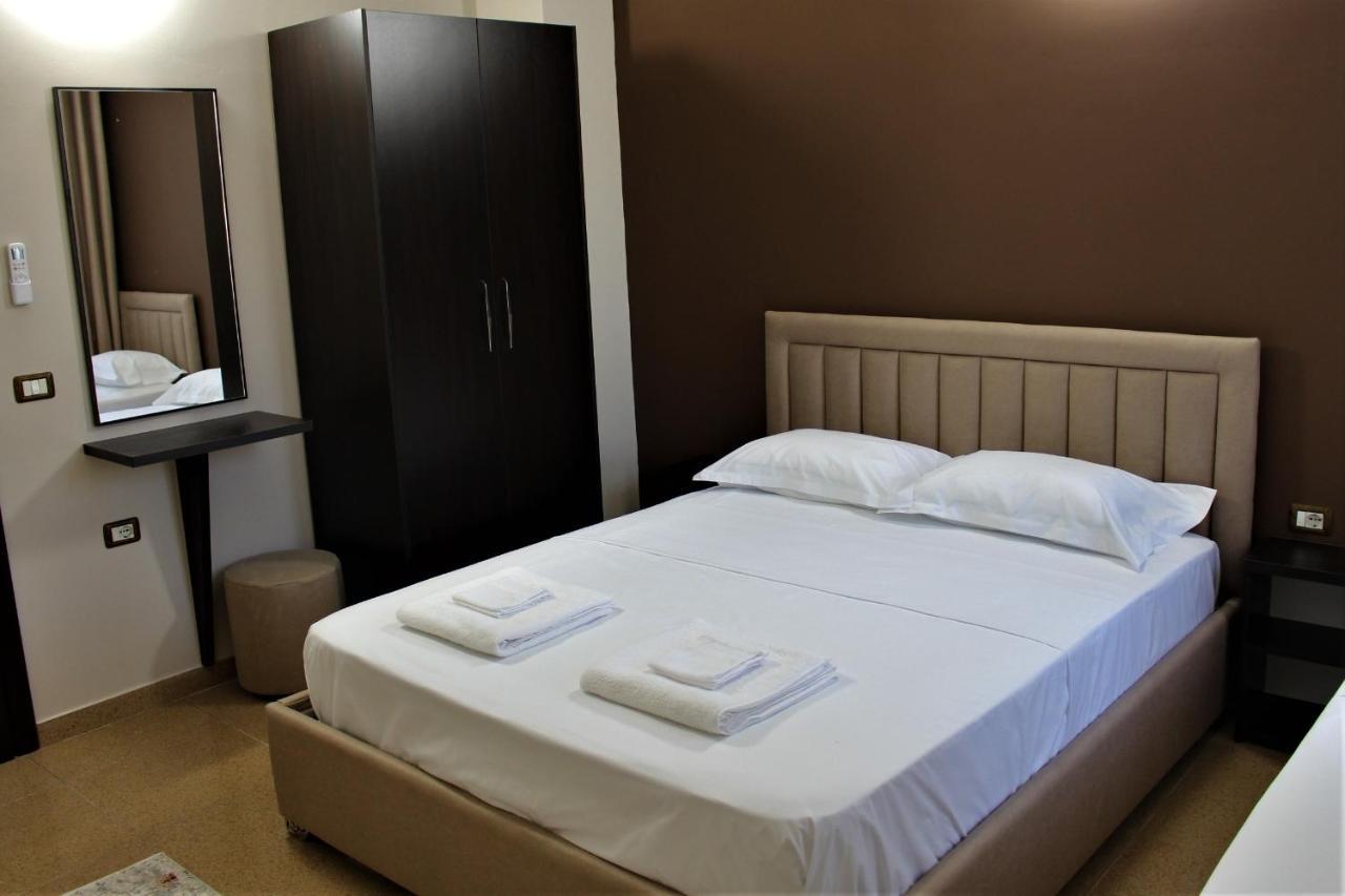 Hotel Vila Maledhi Berat Ngoại thất bức ảnh