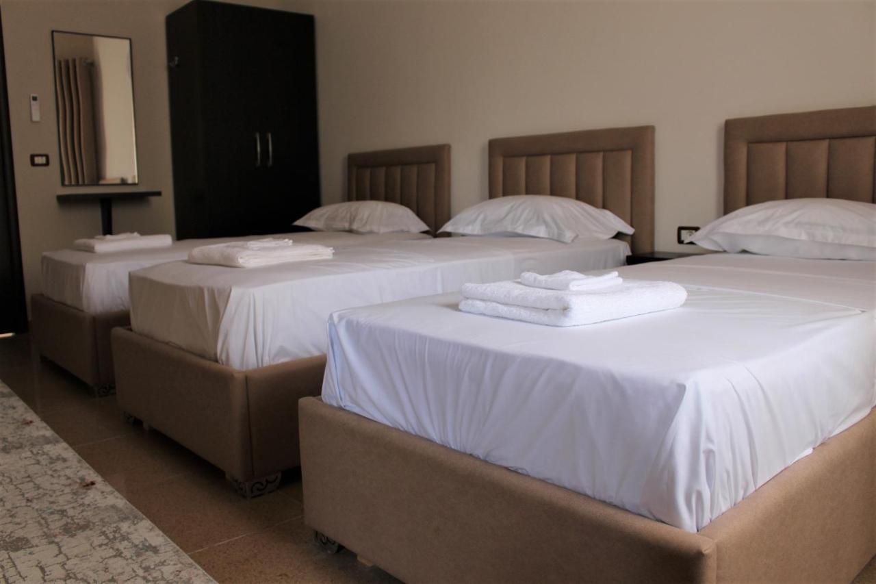 Hotel Vila Maledhi Berat Ngoại thất bức ảnh