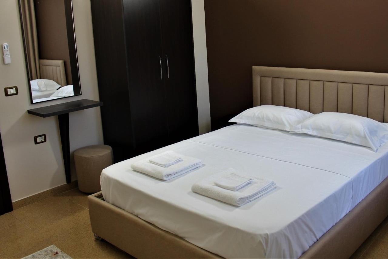 Hotel Vila Maledhi Berat Ngoại thất bức ảnh