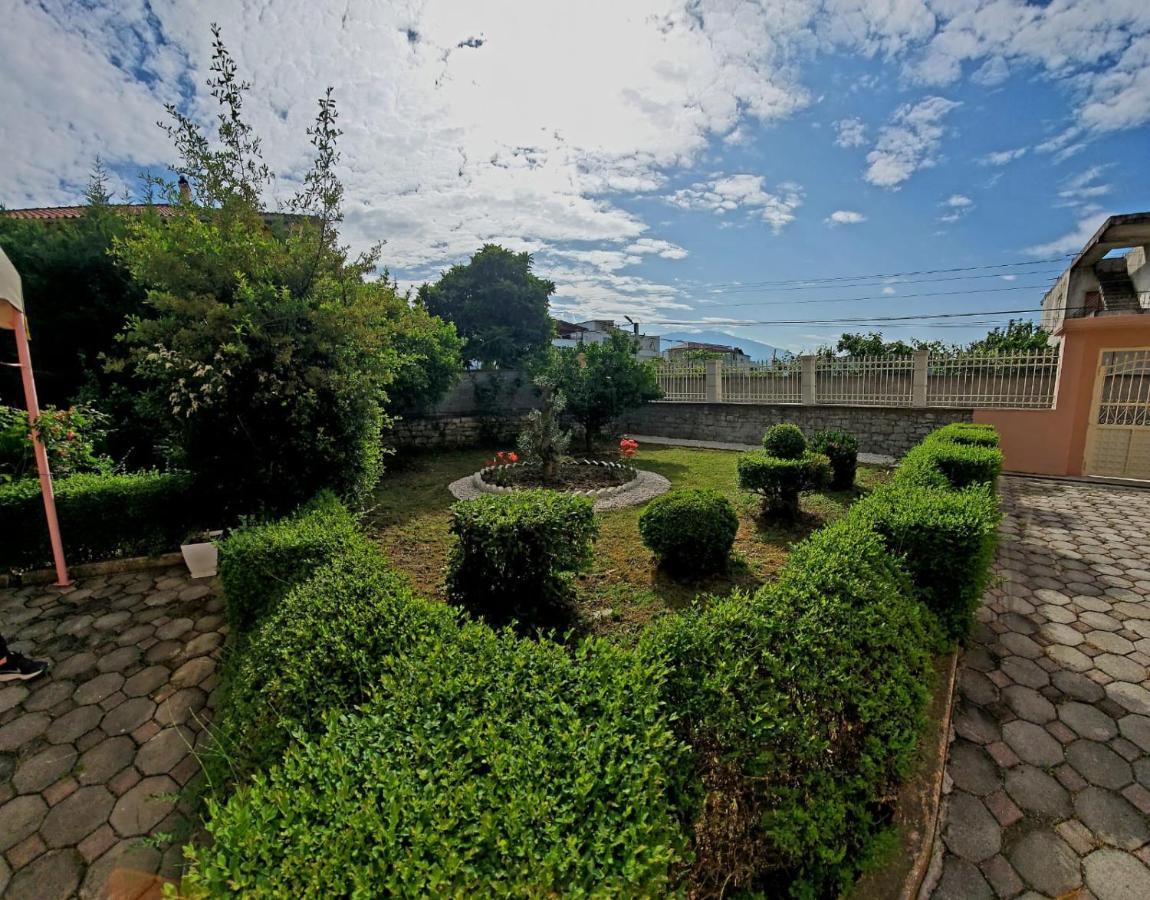 Hotel Vila Maledhi Berat Ngoại thất bức ảnh