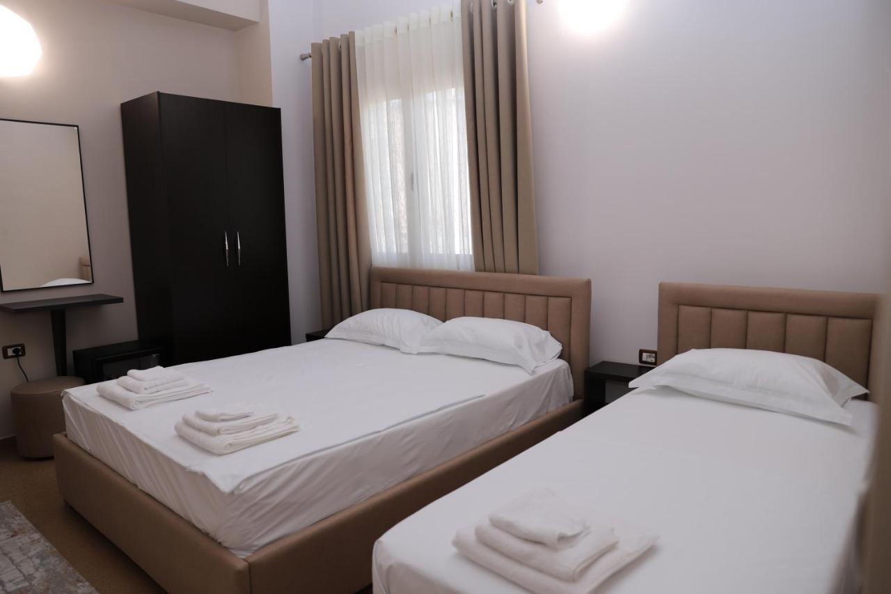 Hotel Vila Maledhi Berat Ngoại thất bức ảnh