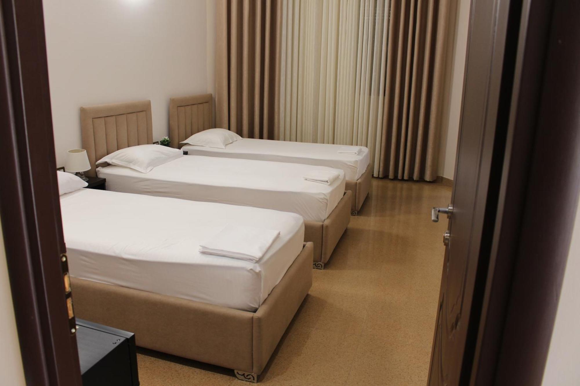 Hotel Vila Maledhi Berat Ngoại thất bức ảnh